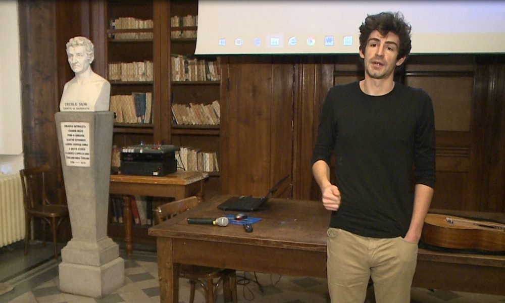 Liceo Volta, gli studenti incontrano il nipote di Giorgio Gaber