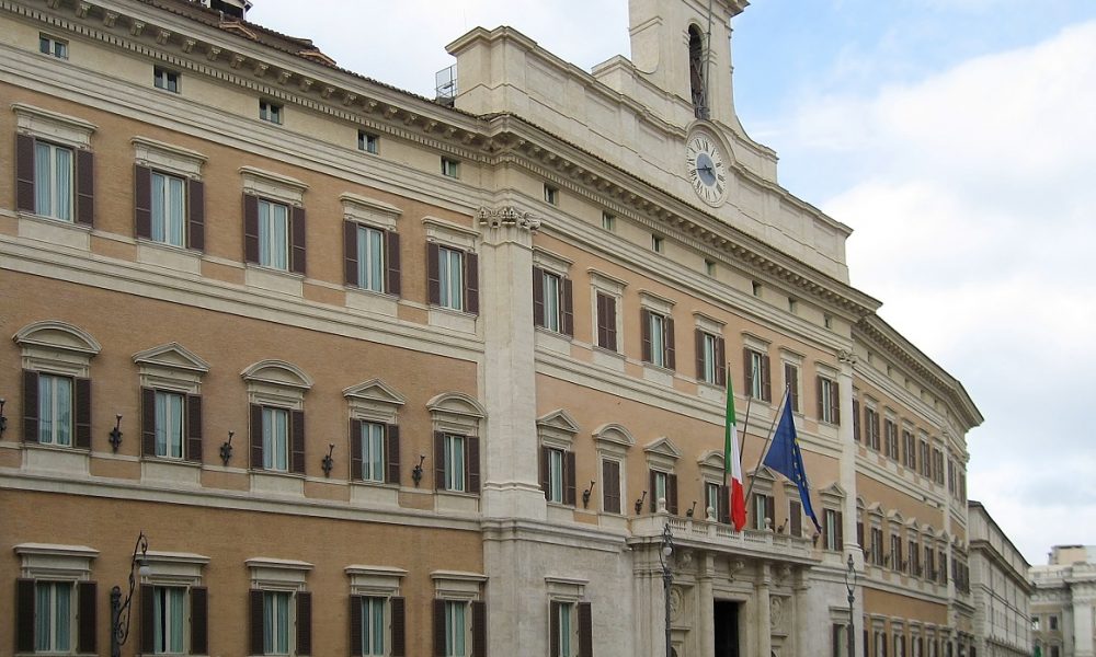 La truppa degli otto comaschi a Roma: cinque parlamentari leghisti, uno a testa per M5S, Pd e FdI