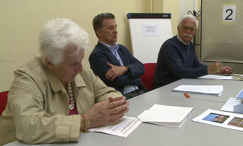 Edificio in costruzione sulla collina di Garzola, si muovono Svolta civica e Italia Nostra