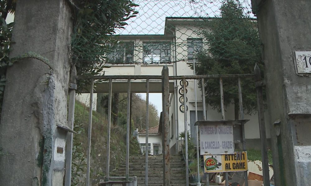 Como, alienazione immobili comunali, in vendita anche l’ex circoscrizione di Albate