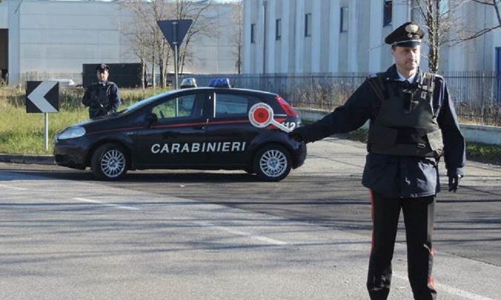 Rubò una borsa a una passeggera di Trenord, arrestato diciannovenne marocchino