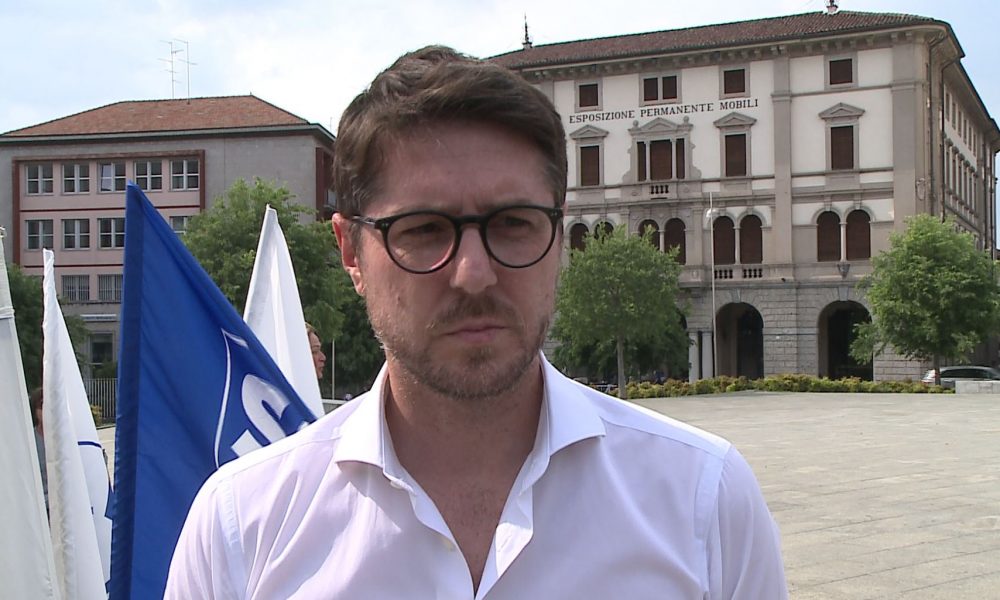 Como, il sottosegretario agli Interni Molteni: “Superare il centro migranti di via Regina”