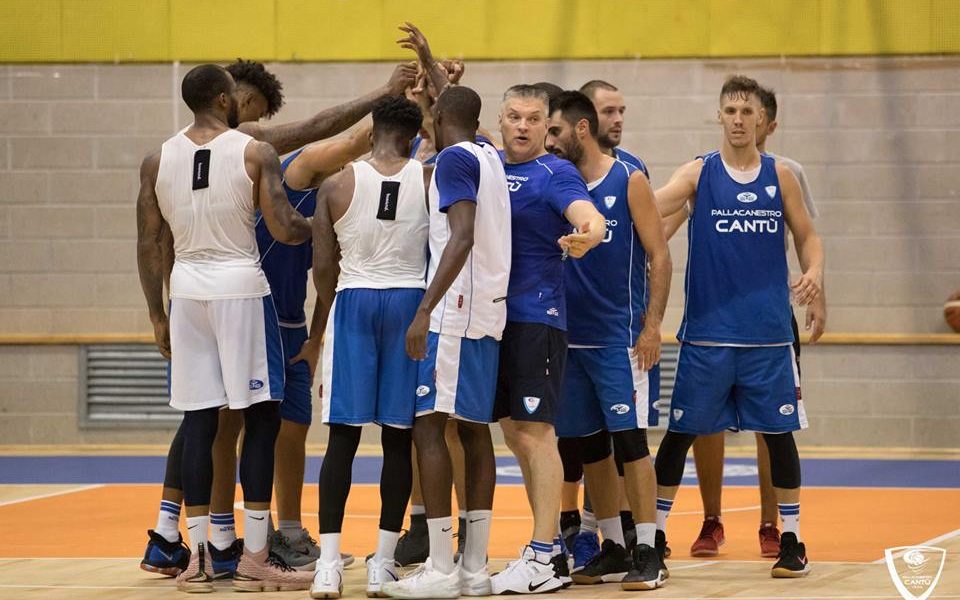 Basket, due amichevoli per la Pallacanestro Cantù