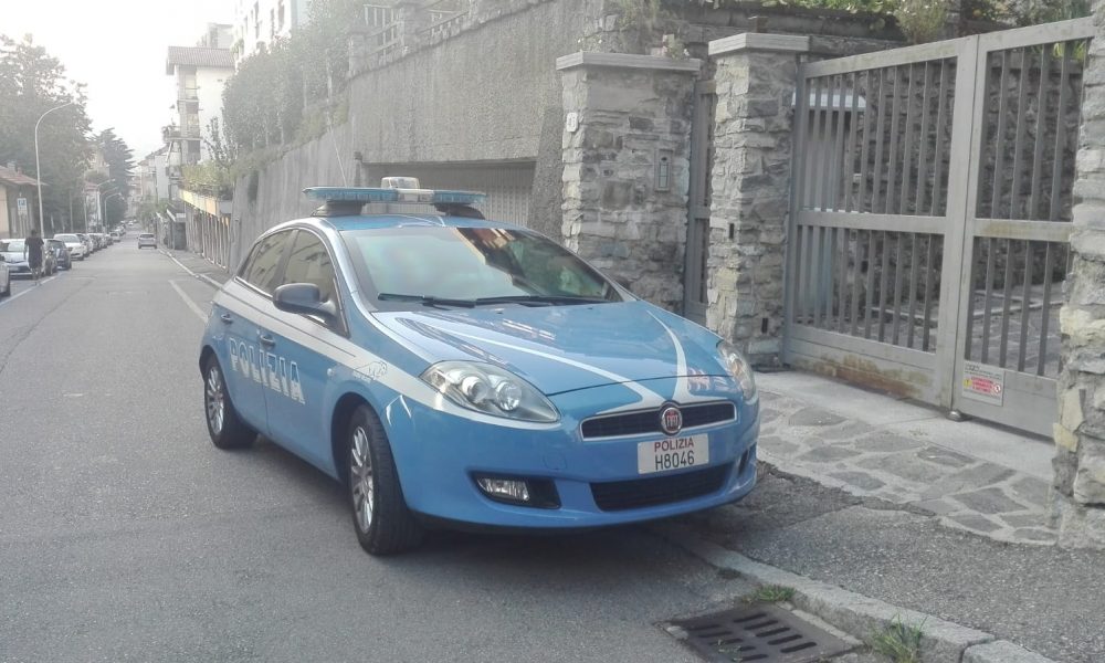 Via Crispi, colpo in un appartamento. Ladro in casa in pieno giorno