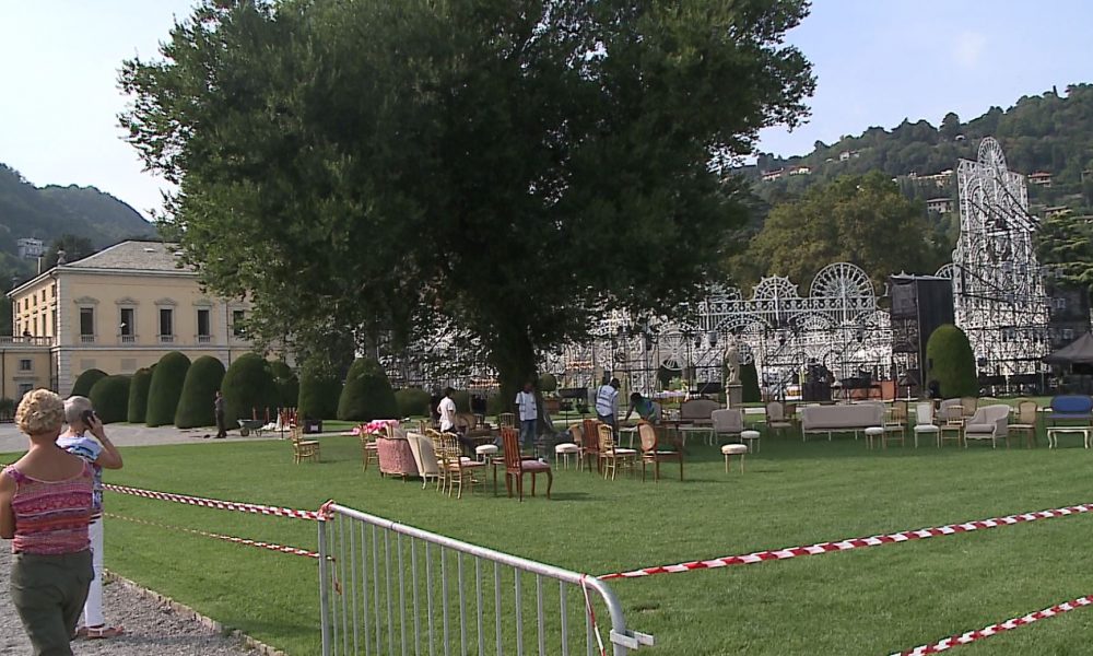 Fidanzamento indiano, pomeriggio di fermento a Villa Olmo. Stasera il party