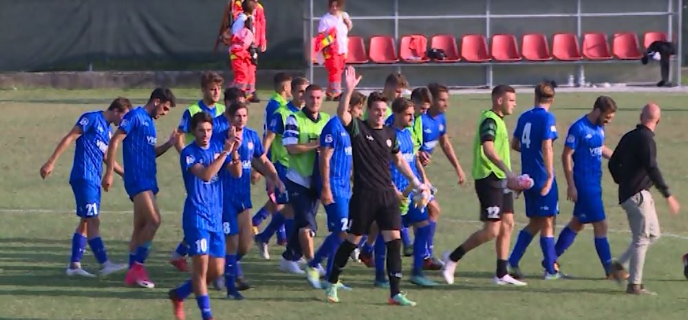 Terza vittoria, Como a punteggio pieno dopo tre giornate