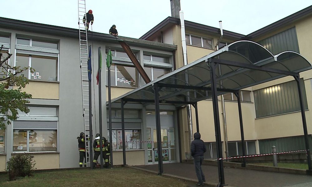 Vigili del fuoco, centrale in tilt. Decine di interventi per maltempo in tutta la provincia