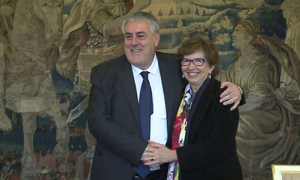 Bongiasca si insedia a Villa Saporiti: “Priorità scuole e strade. Puntiamo molto sulla Tremezzina”