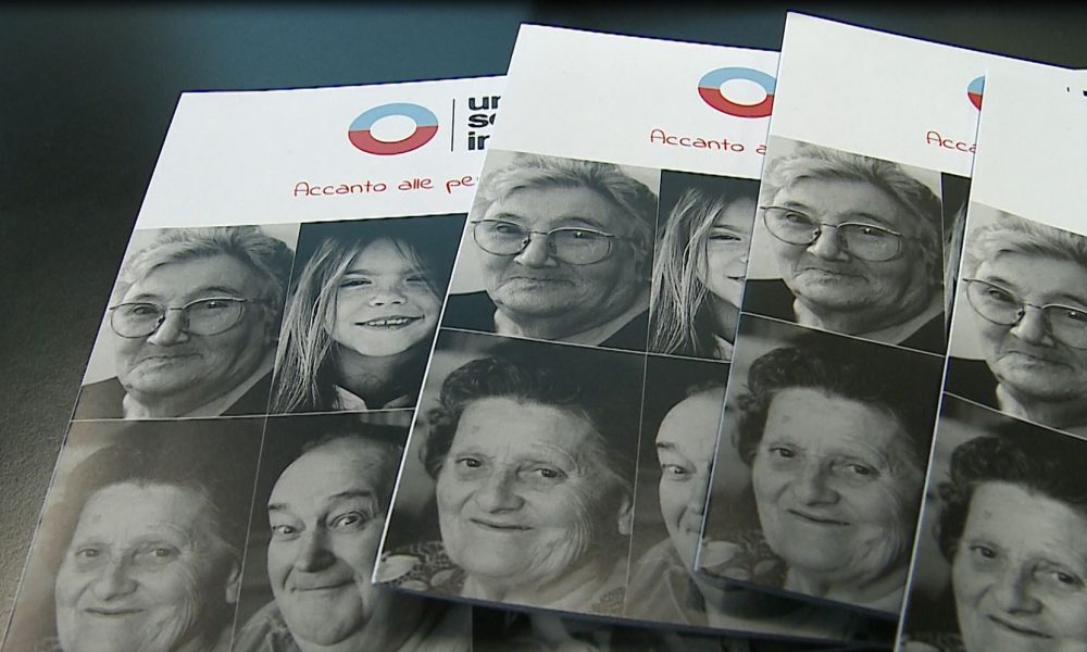 Nipoti di Babbo Natale, realizza il desiderio di un anziano in casa di riposo