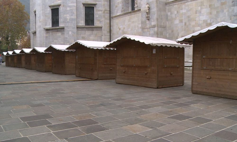 Casette di Natale sotto al Duomo. Il Pd: “Si poteva sfruttare piazza Roma”