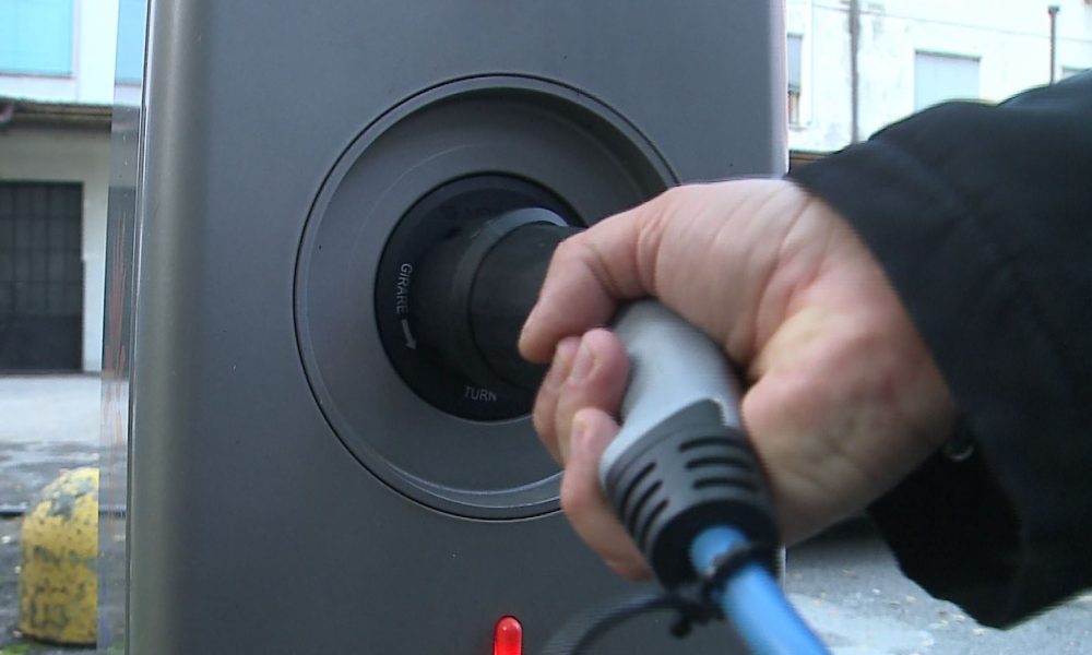 A Como 21 colonnine di ricarica per le auto elettriche