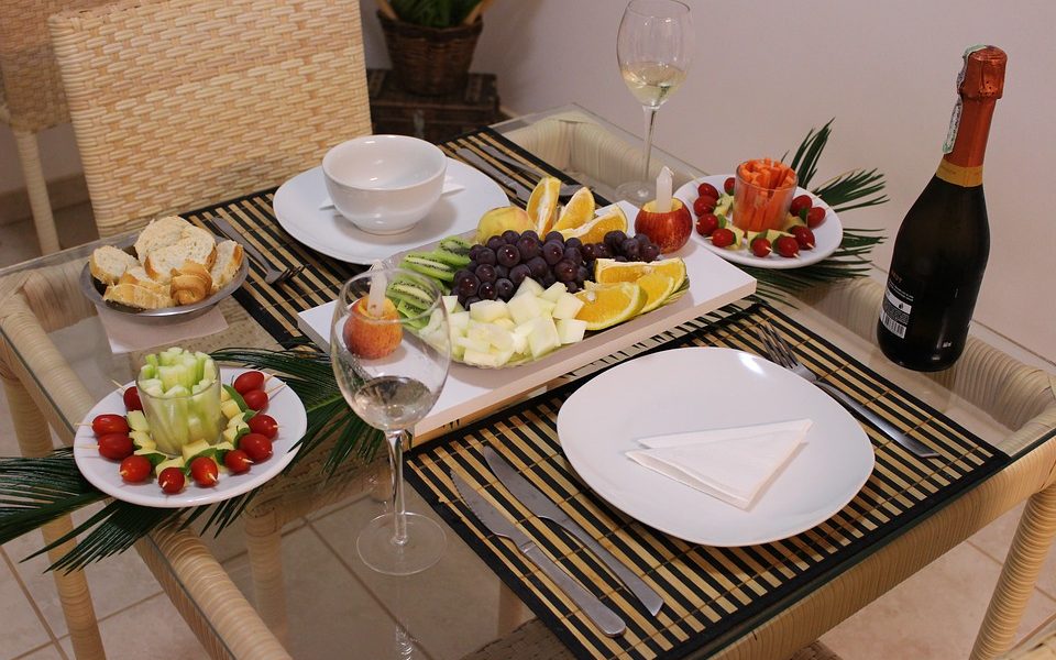 Capodanno, comaschi divisi sul cenone tra tradizione e innovazione