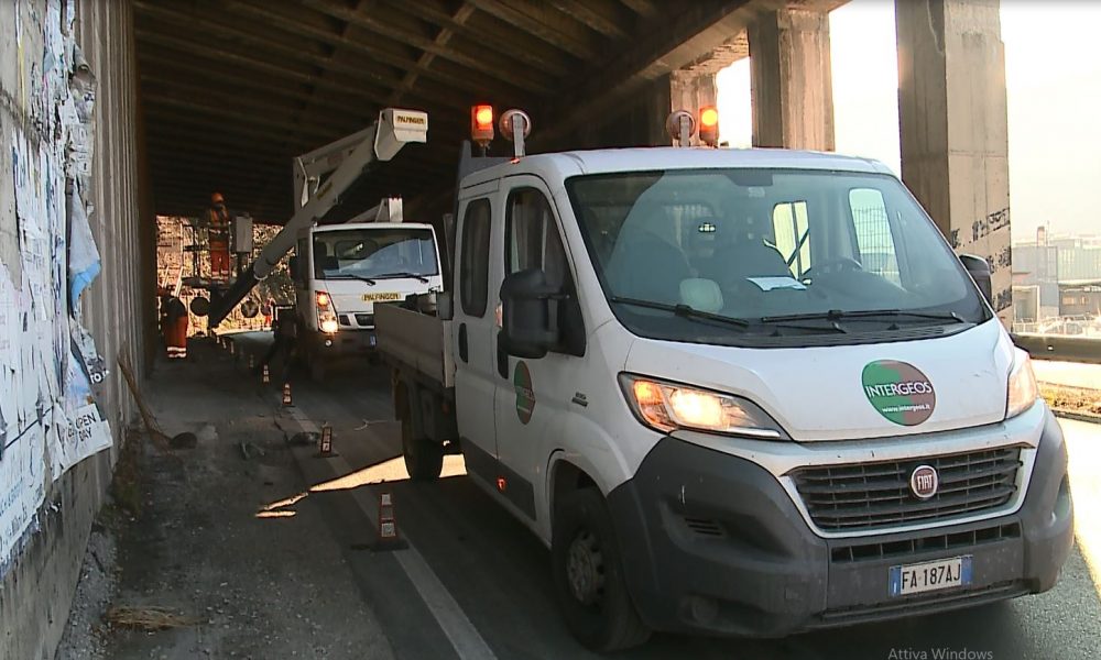 Lavori sul ponte dell’A9 prorogati fino a febbraio. Senso unico alternato in via Brogeda