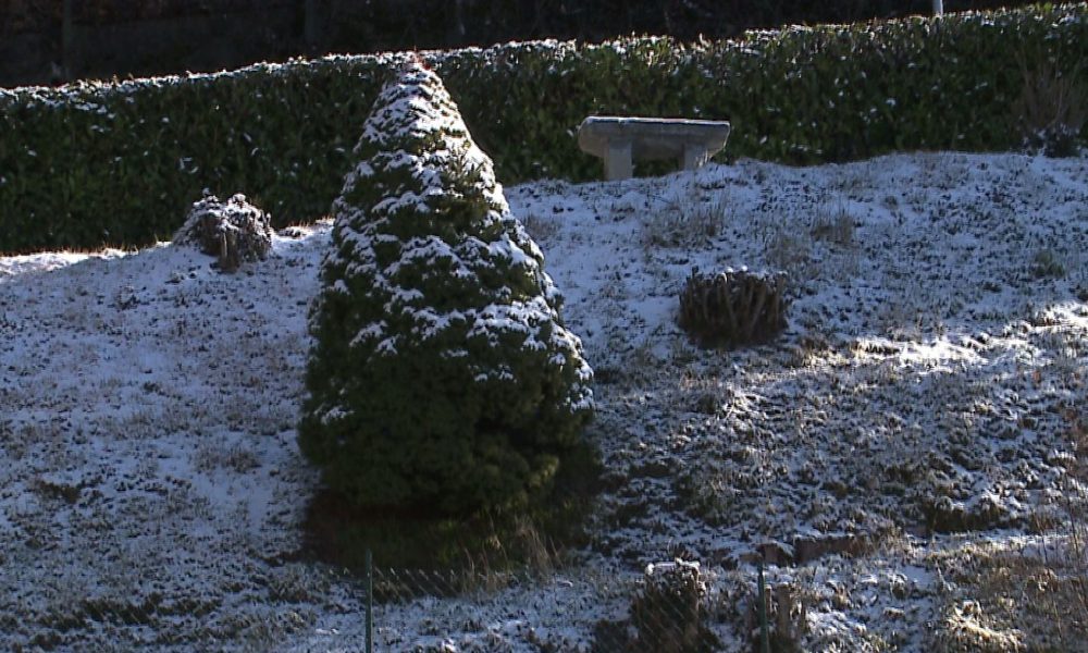 Ieri deboli fiocchi sul Lario. Da domani notte tornerà la neve. Il picco venerdì
