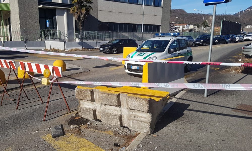 Camionista ubriaco sul viadotto vietato: 1.500 euro di multe e una denuncia