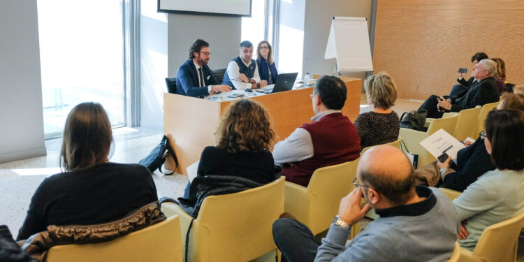 conferenza stampa camera di Commercio presentazione mappa del lago di Como