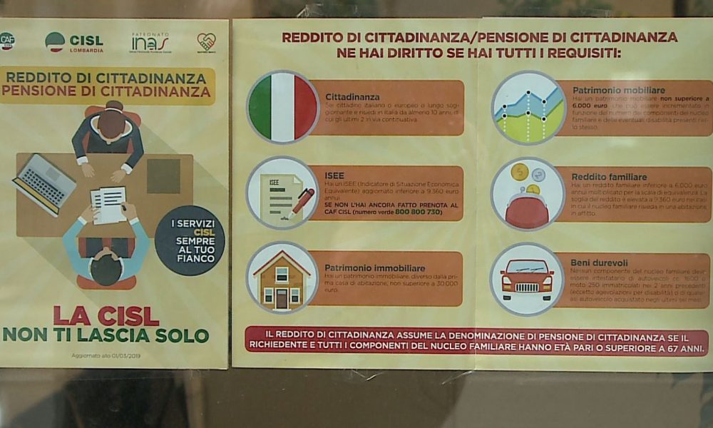 Reddito di cittadinanza: la carica dei 400. Le prime domande ai Caf e alle Poste