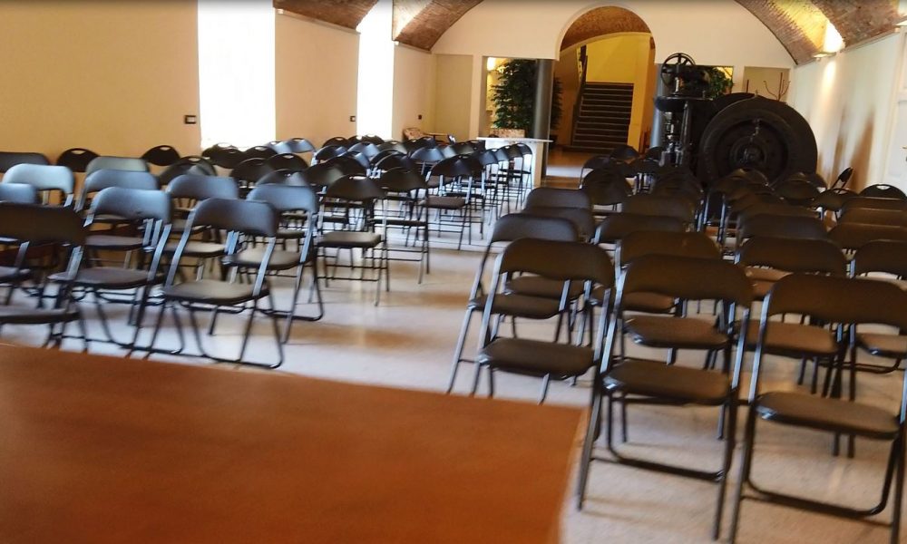 Miriana Trevisan il 7 maggio apre il Festival Lariobook