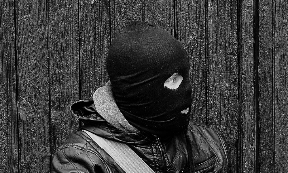 L’infiltrato tra i narcos sudamericani racconta la sua storia stasera a Como