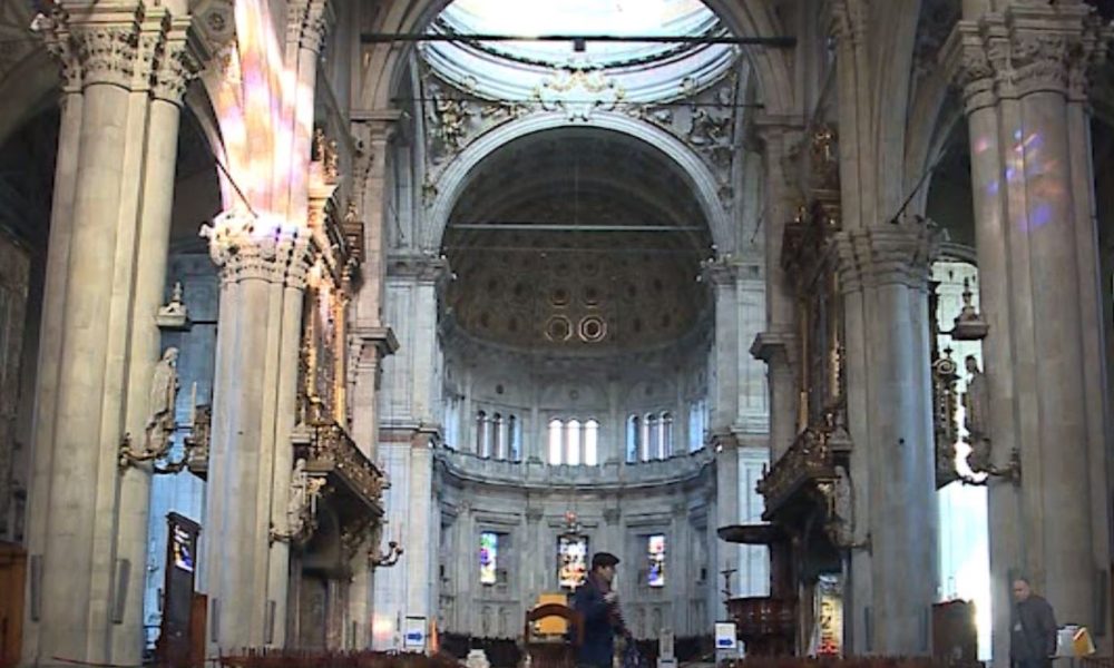 Celebrazioni pasquali: domani la Veglia con la nuova illuminazione del Duomo