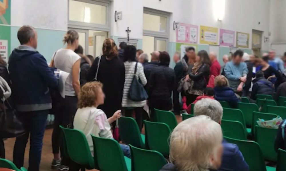 Poliambulatorio di via Napoleona, disagi stamattina  al centro prelievi per il totem fuori uso