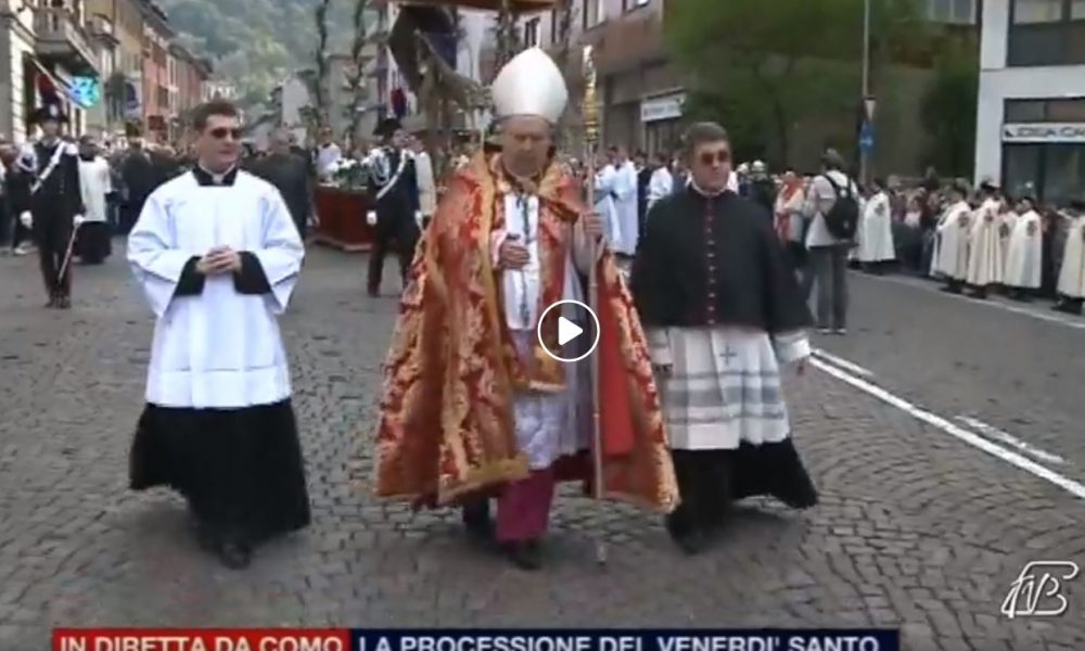 Processione del Venerdì Santo su Etv: rivedi il cammino del Crocifisso tra le strade di Como