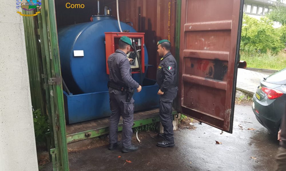Guanzate, sequestrato self-service abusivo di gasolio, denunciate tre persone