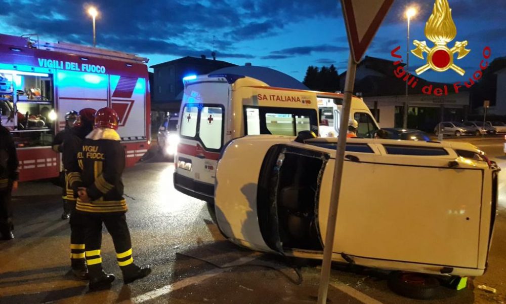 Cermenate, si ribalta con l’auto, ferita donna di 49 anni