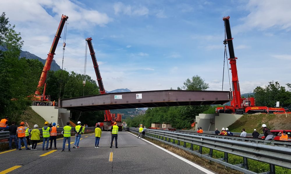 Annone Brianza, posato il nuovo ponte, in tarda serata la riapertura della ss36