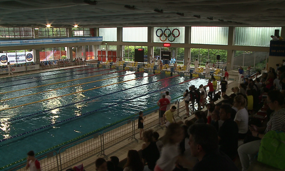 Il Trofeo del Centenario a Muggiò, la piscina (sistemata provvisoriamente) nel weekend ospita 1.200 atleti