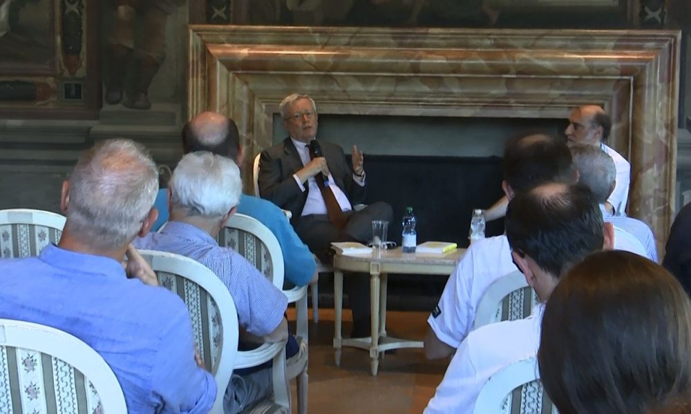 L’ex ministro Tremonti ha presentato il suo libro a Como