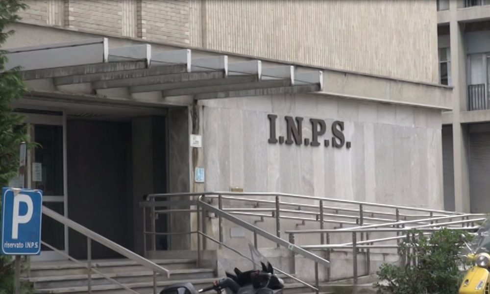 Bonus da 600 euro per i lavoratori autonomi. Migliaia di domande in poche ore anche dal Lario