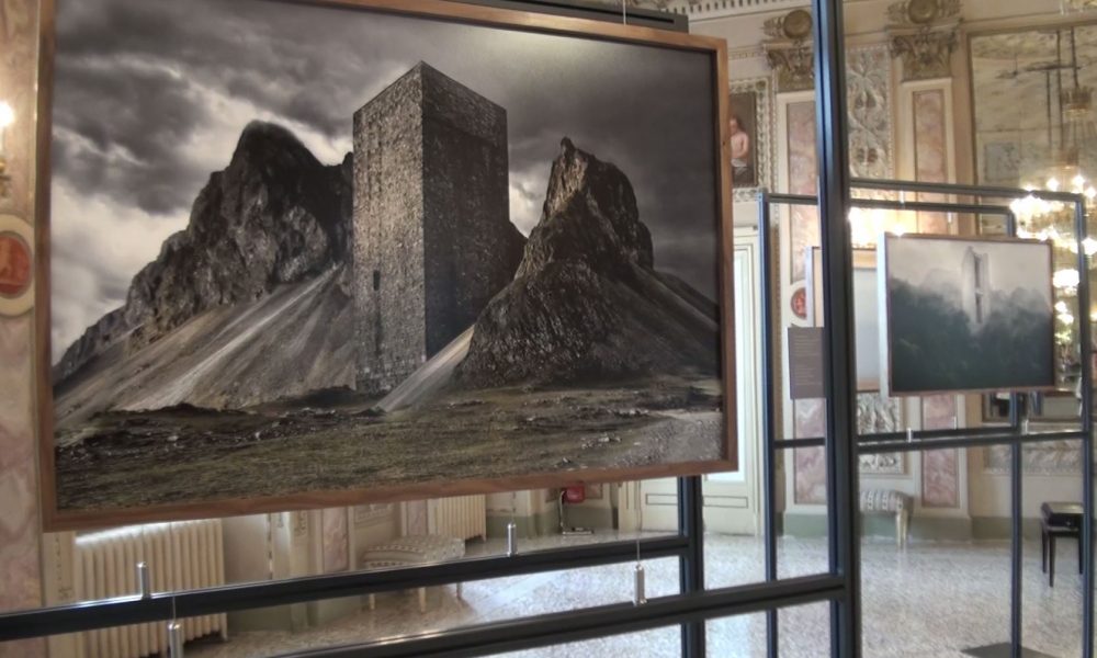 Mindscapes, i palchettisti ospitano nella Sala Bianca i paesaggi della mente di Margot Errante