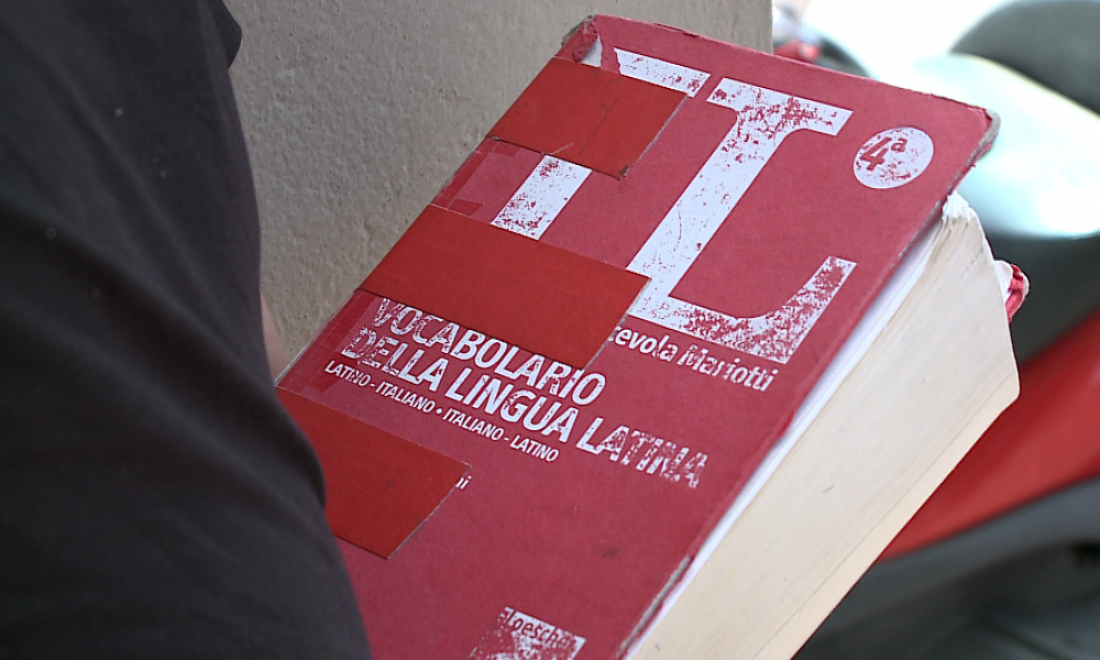 Maturità, seconda prova con doppia materia. Dopo due scritti ora si pensa all’orale con le tre buste