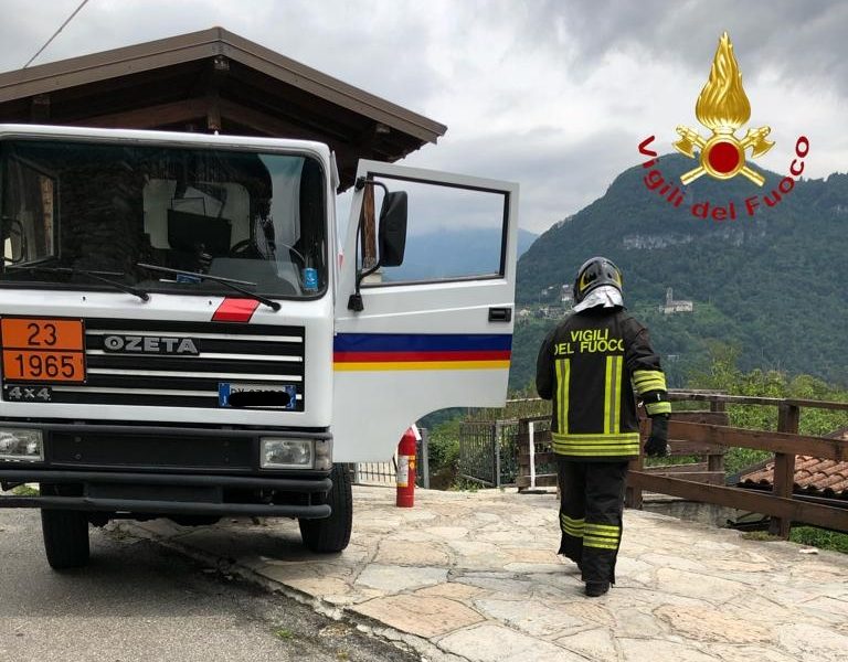 Esplosione a Gravedona, è fuori pericolo il 66enne ferito. Indagini sulla causa dello scoppio