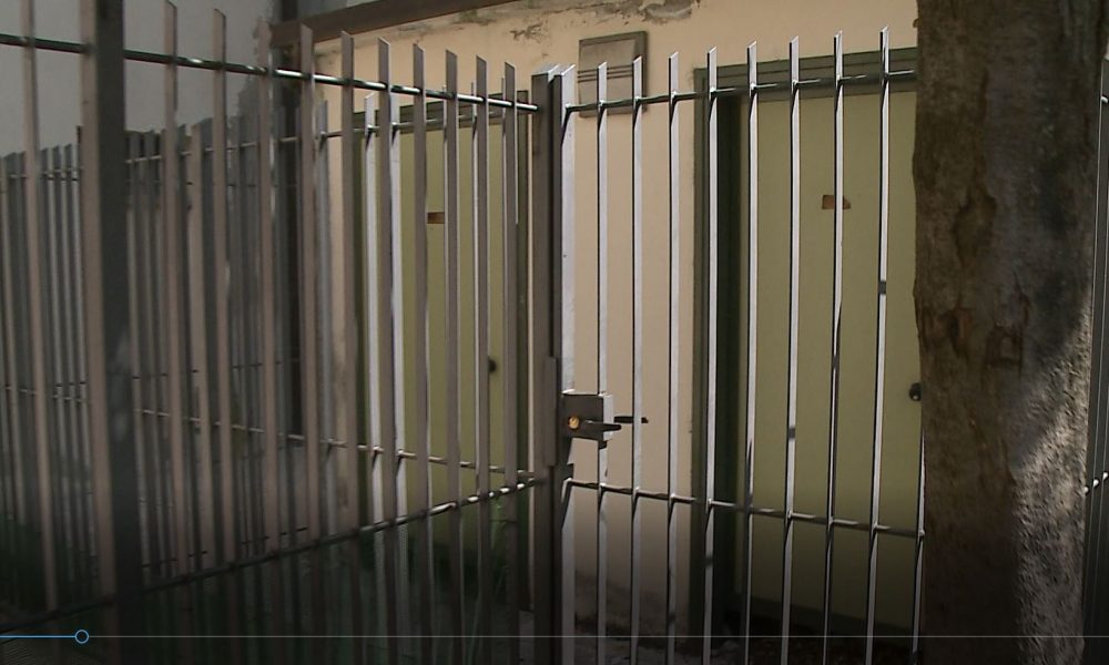 Como, i bagni pubblici di piazza Martinelli saranno riaperti e avranno un custode