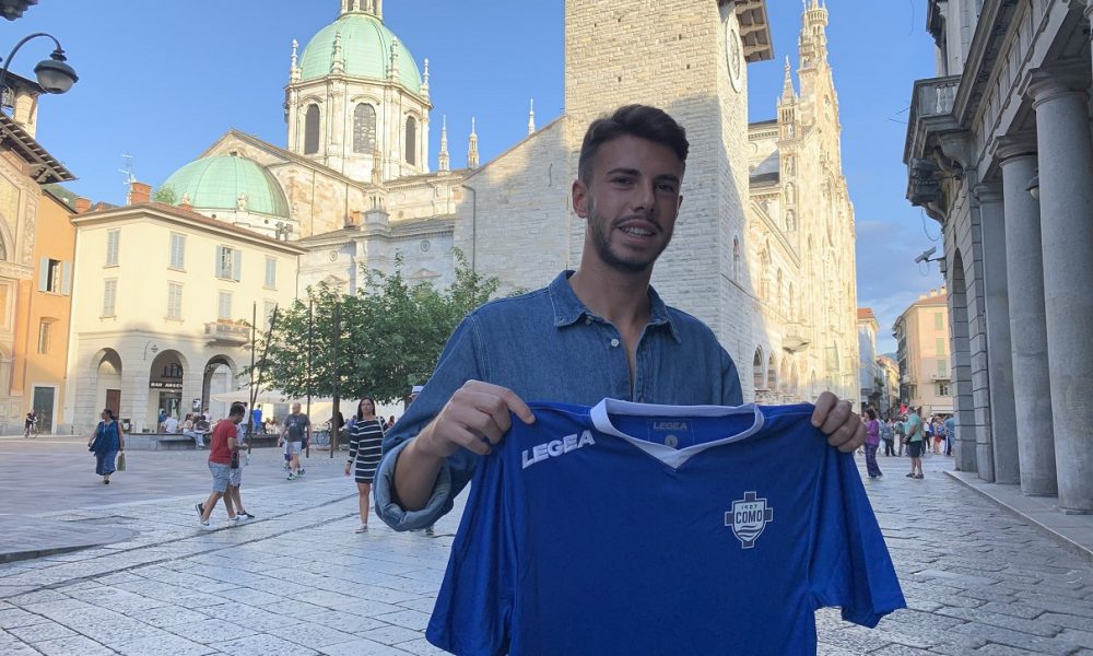 L’attaccante Massimiliano Gatto al Como per tre anni