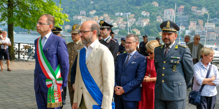 celebrazione Hiroshima giardini a lago