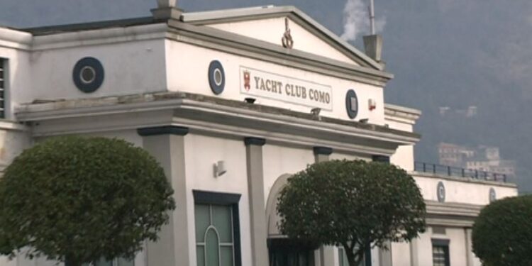 yacht club