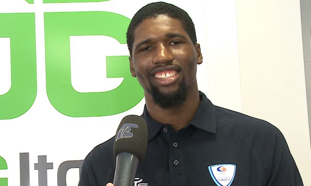 Pallacanestro Cantù, presentato ai tifosi “Spidey” Hayes, il gigante buono americano