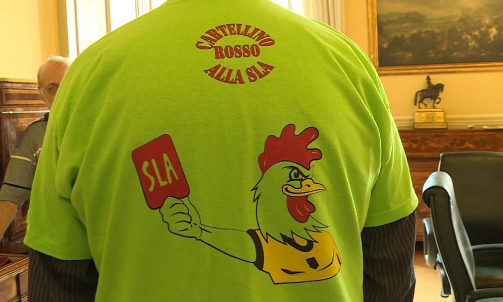 Cartellino rosso alla Sla, in piazza Cavour l’iniziativa benefica