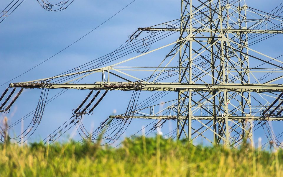 Blackout, mattina senza corrente in diverse zone della provincia di Como