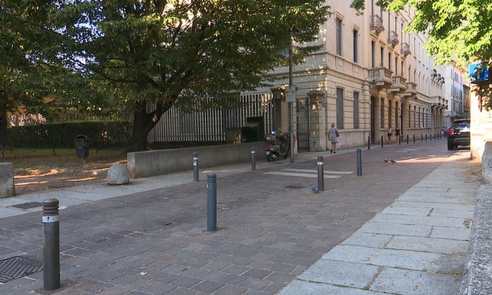 Lavori in via Cinque Giornate, cantiere in settimana per rifare la pavimentazione