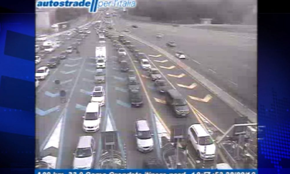 Mattina di caos sulla A9: cinque chilometri di coda tra Lago di Como e Grandate