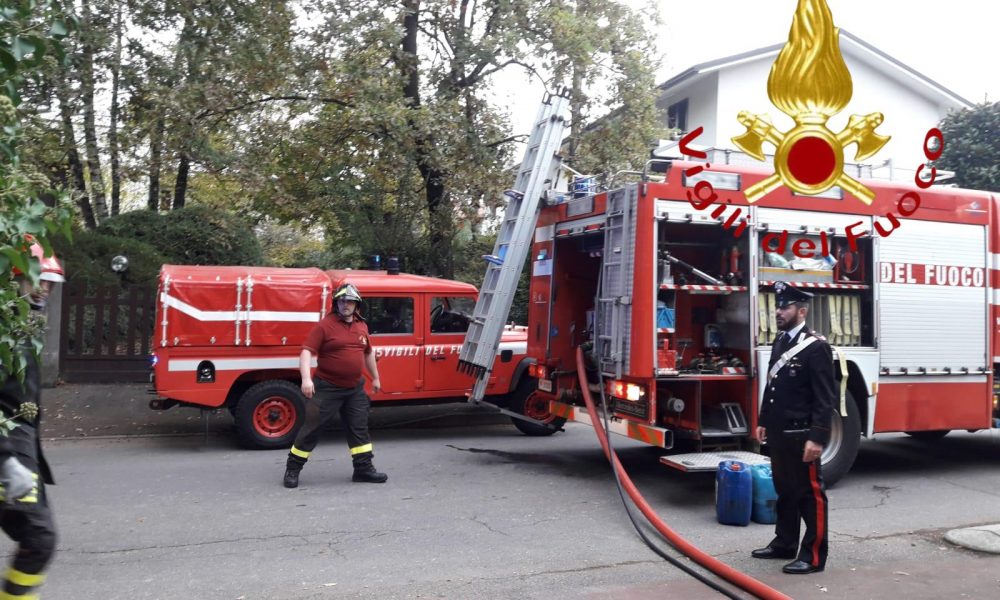 Mozzate, indagine per tentato omicidio. Prima dell’incendio il sequestro e le botte alla ex
