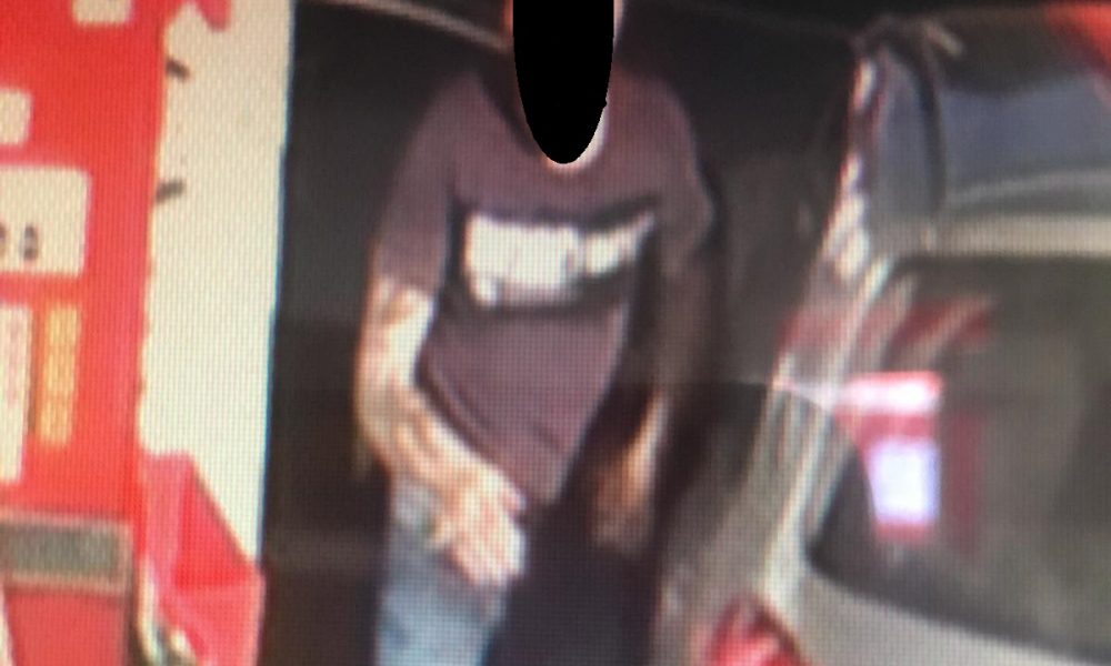 In tribunale per un processo per evasione, denunciato per furto d’auto