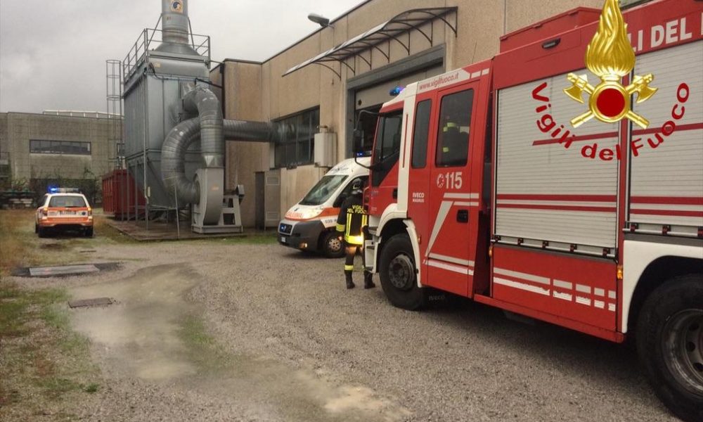 Infortunio sul lavoro a Mariano Comense, 47enne portato in elisoccorso all’ospedale di Monza