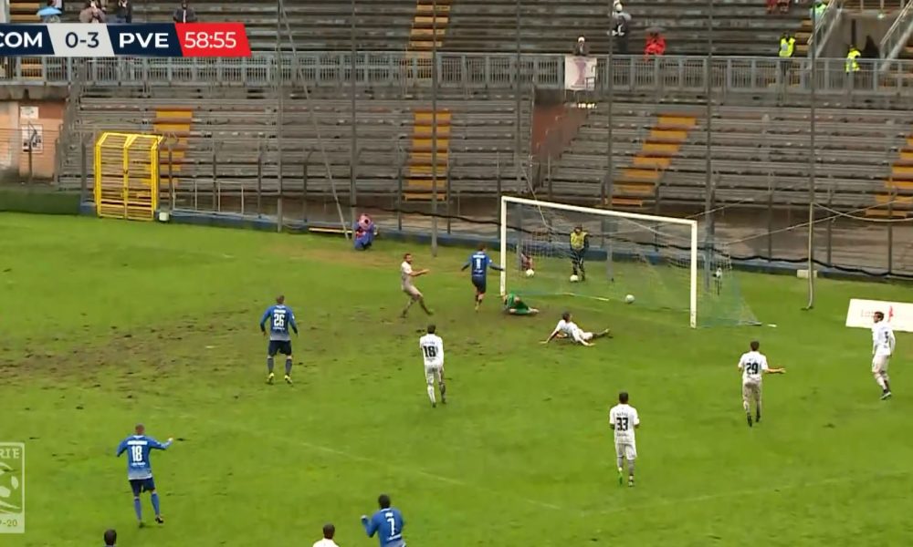 Calcio, la Pro Vercelli sbanca il Sinigaglia, lariani sconfitti tra i fischi