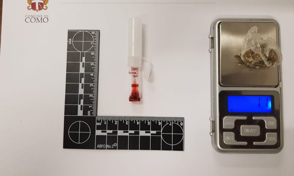 Droga a scuola, denunce e sequestri. Blitz dei vigili nel capoluogo