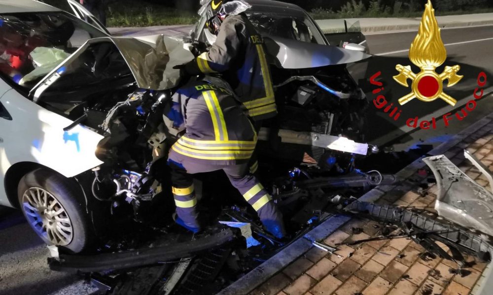 Montano Lucino, scontro tra due auto, sei persone ferite